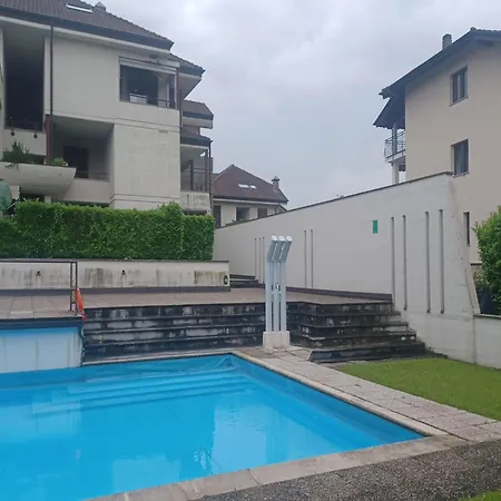 Nyaraló On Maggiore With Garden Feriolo